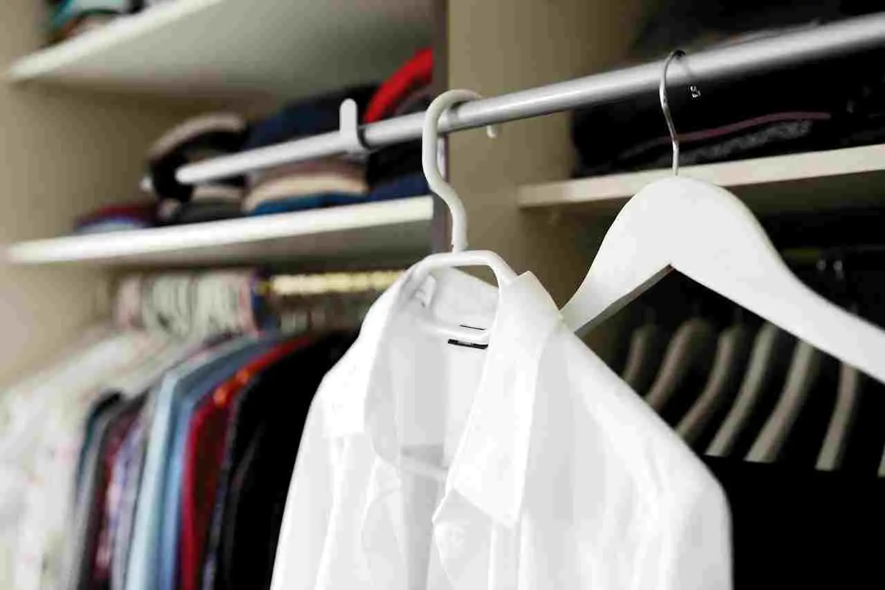 Come organizzare armadi piccoli senza comprare nuovi mobili Come organizzare armadi piccoli senza comprare nuovi mobili