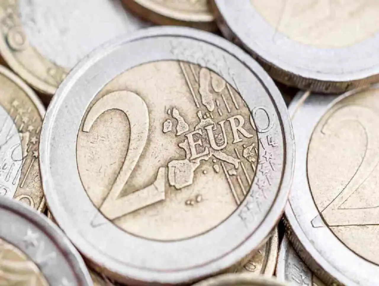 Attenzione a questa moneta da 2 €: sembra normale ma vale oltre 1.000 € Attenzione a questa moneta da 2 €: sembra normale ma vale oltre 1.000 €