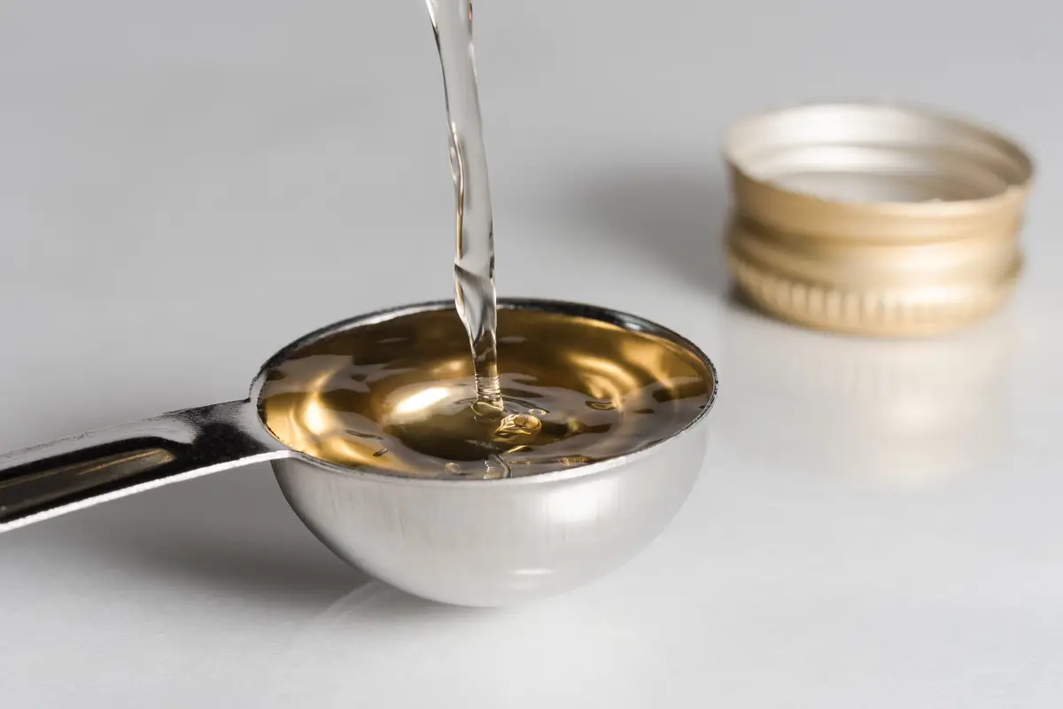 Aceto bianco nell’orto: il trucco segreto che usano i giardinieri esperti Aceto bianco nell’orto: il trucco segreto che usano i giardinieri esperti