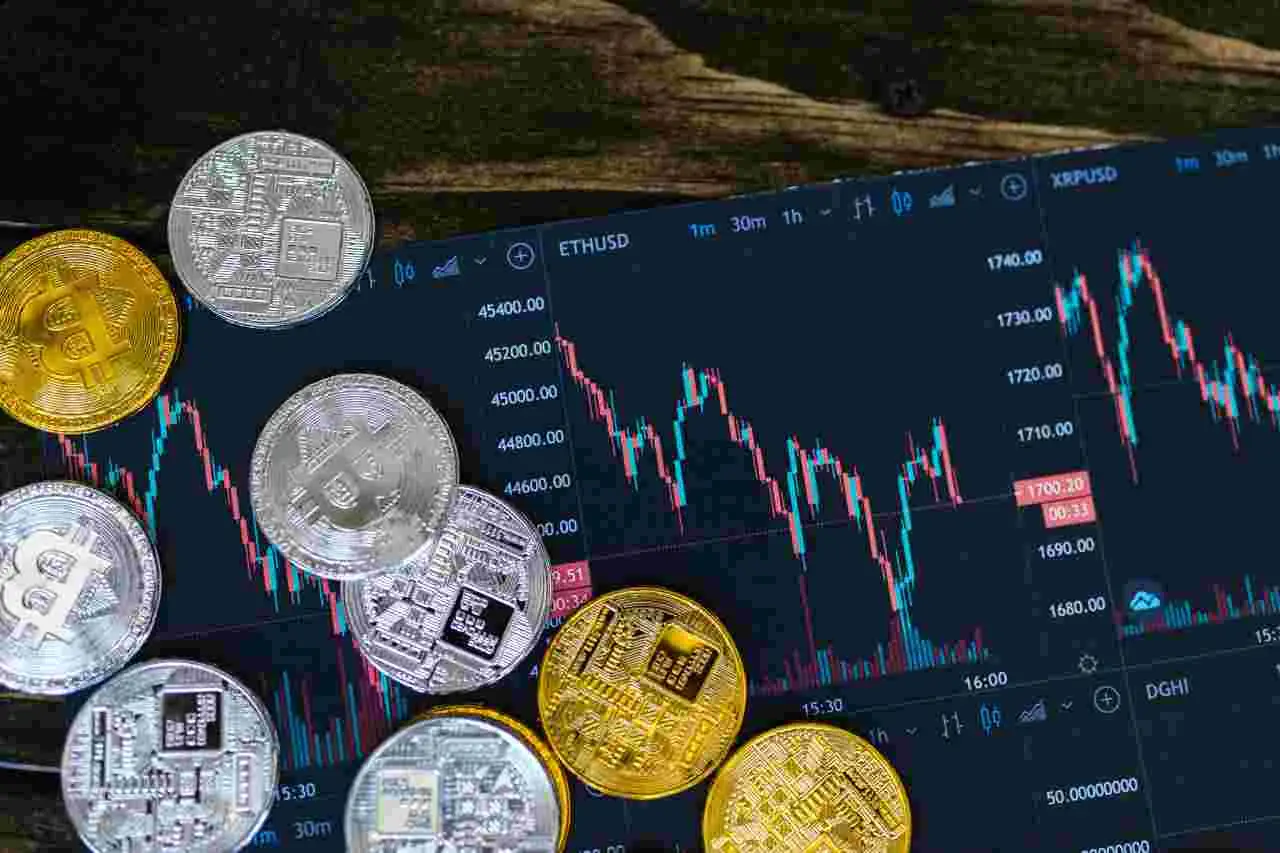 Investire in criptovalute nel 2025: 2 errori da evitare subito Investire in criptovalute nel 2025: 2 errori da evitare subito