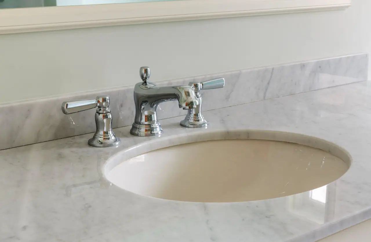 Sanitari in ceramica: ecco cosa controllare per durevolezza e design Sanitari in ceramica: ecco cosa controllare per durevolezza e design