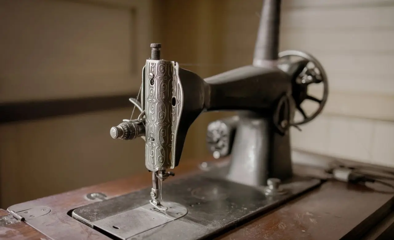 Valutare e vendere una macchina da cucito d’epoca: fattori che contano davvero Valutare e vendere una macchina da cucito d’epoca: fattori che contano davvero